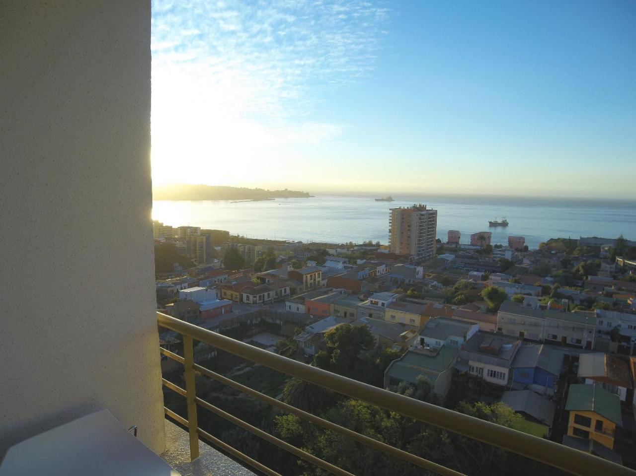 Alluring View At Departamento * Valparaíso